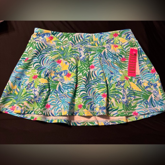 Lilly Pulitzer Pants - Lilly Pulitzer ladies Alia skort size XL
